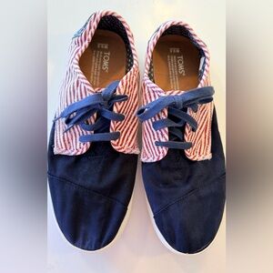 Toms - Men’s Red White and Blue Patriotic Striped Canvas Shoes